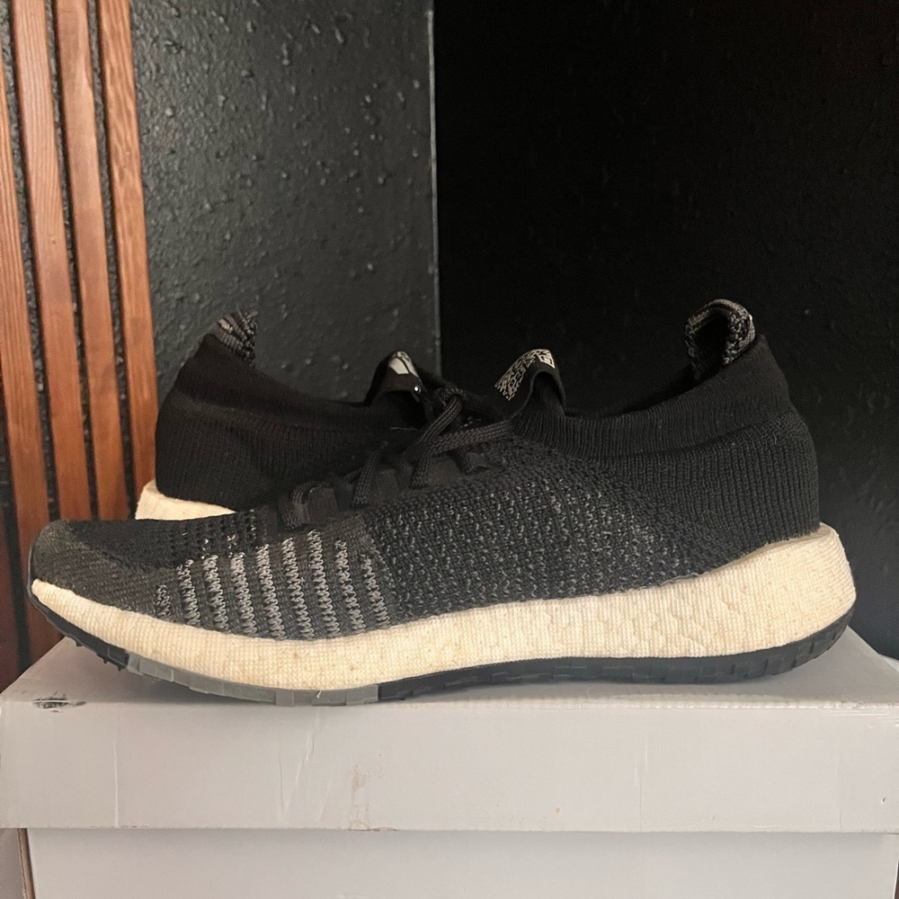 Women’s Adidas Boosted View 3